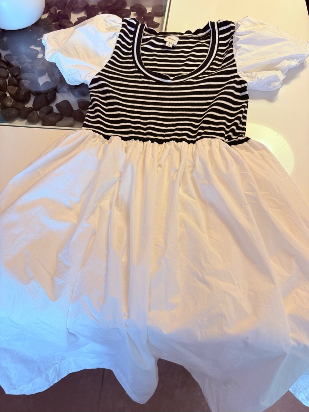 Maeve Striped Bodice Puff-Sleeve Midi Dress in White and Black - Picture 4 of 15